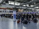 Konec výmluv aerolinek? EU zpřísní informování cestujících o náhradách a posílí jejich práva