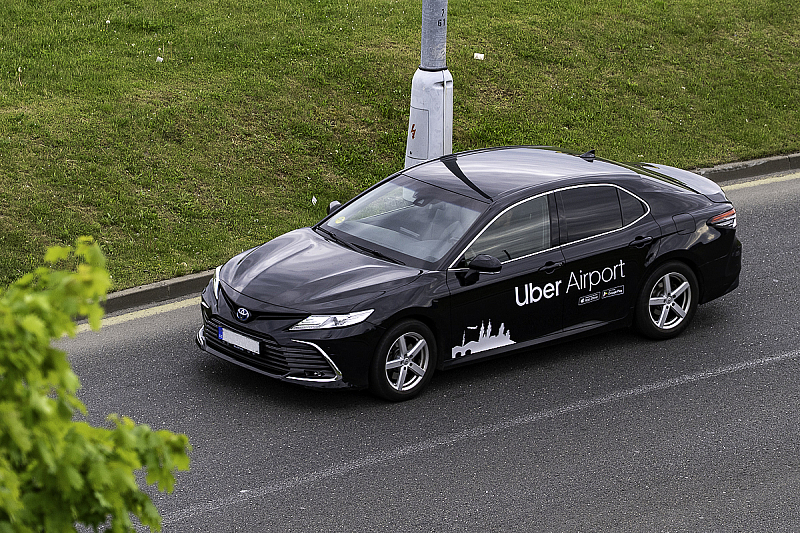 Vůz společnosti UBER