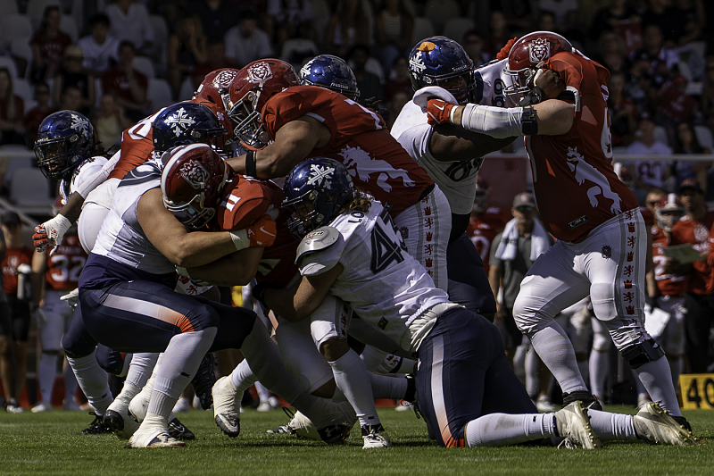 EFA Prague Lions vs. Paris Musketeers