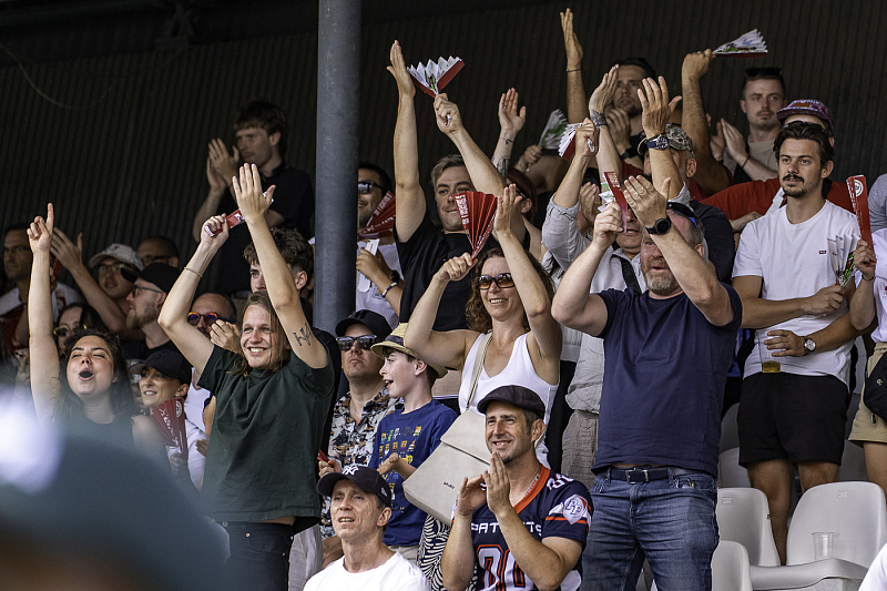 EFA Prague Lions vs. Paris Musketeers