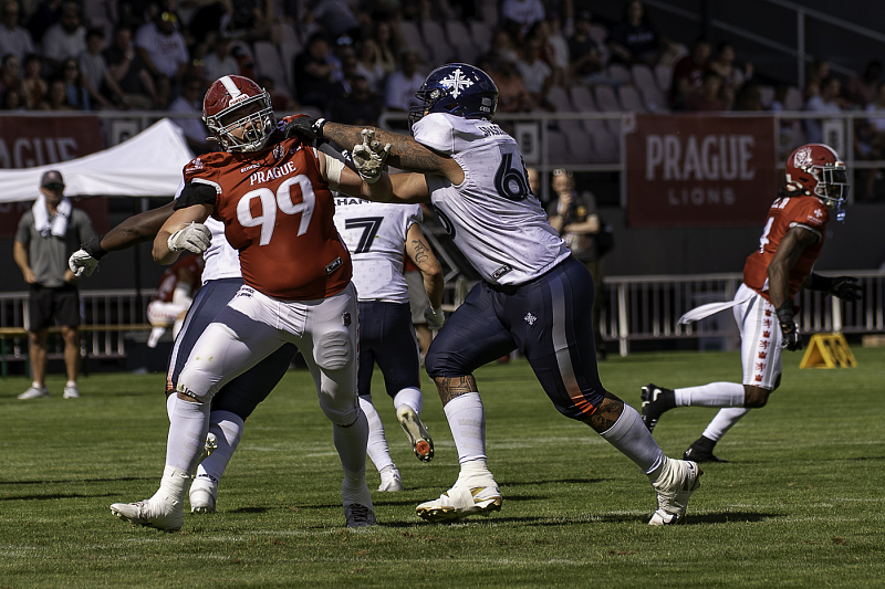 EFA Prague Lions vs. Paris Musketeers