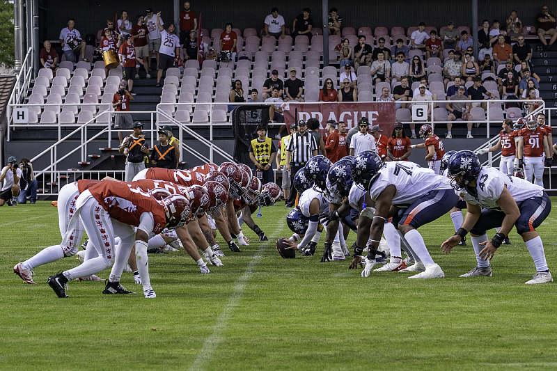 EFA Prague Lions vs. Paris Musketeers
