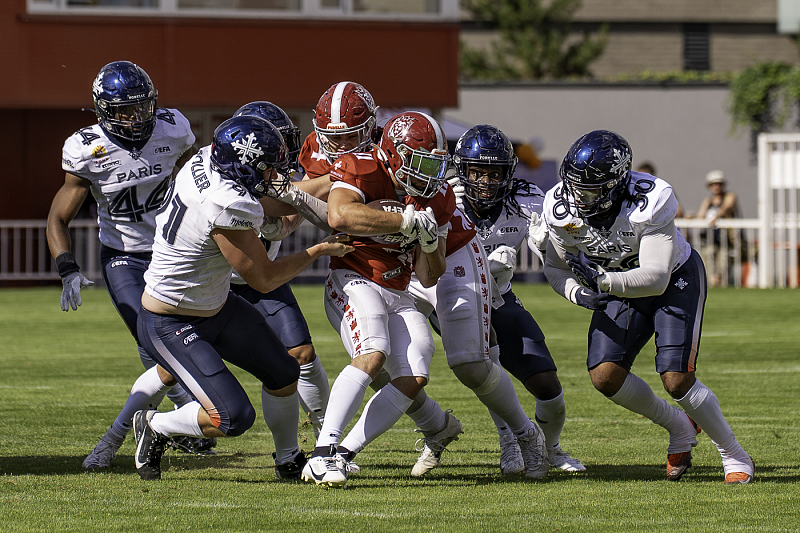EFA Prague Lions vs. Paris Musketeers