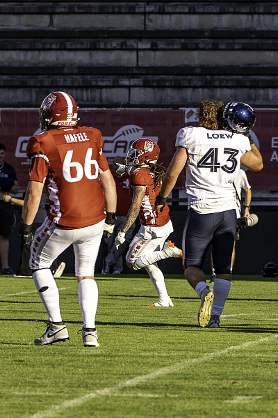 EFA Prague Lions vs. Paris Musketeers
