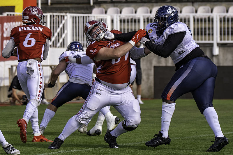 EFA Prague Lions vs. Paris Musketeers
