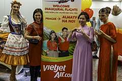 Ceremoniál VietJet na Letišti Praha