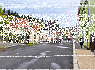 Senior spadl ze střechy, jako zázrakem neutrpěl vážná zranění